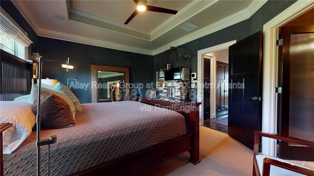 Gallery Image 22