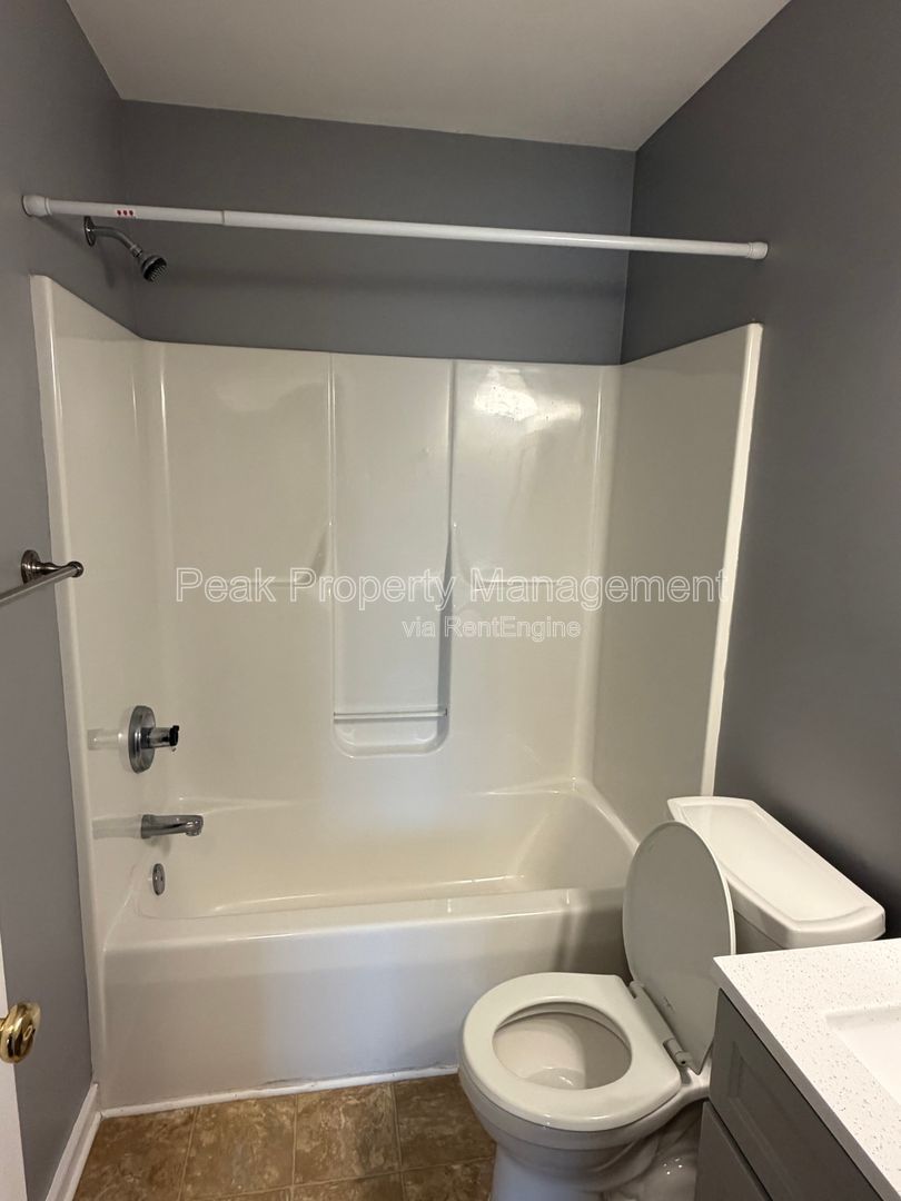 Gallery Image 13