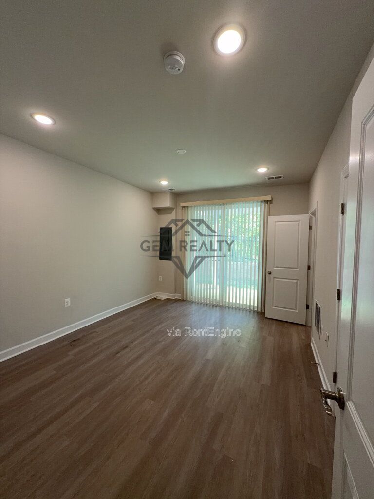 Gallery Image 20