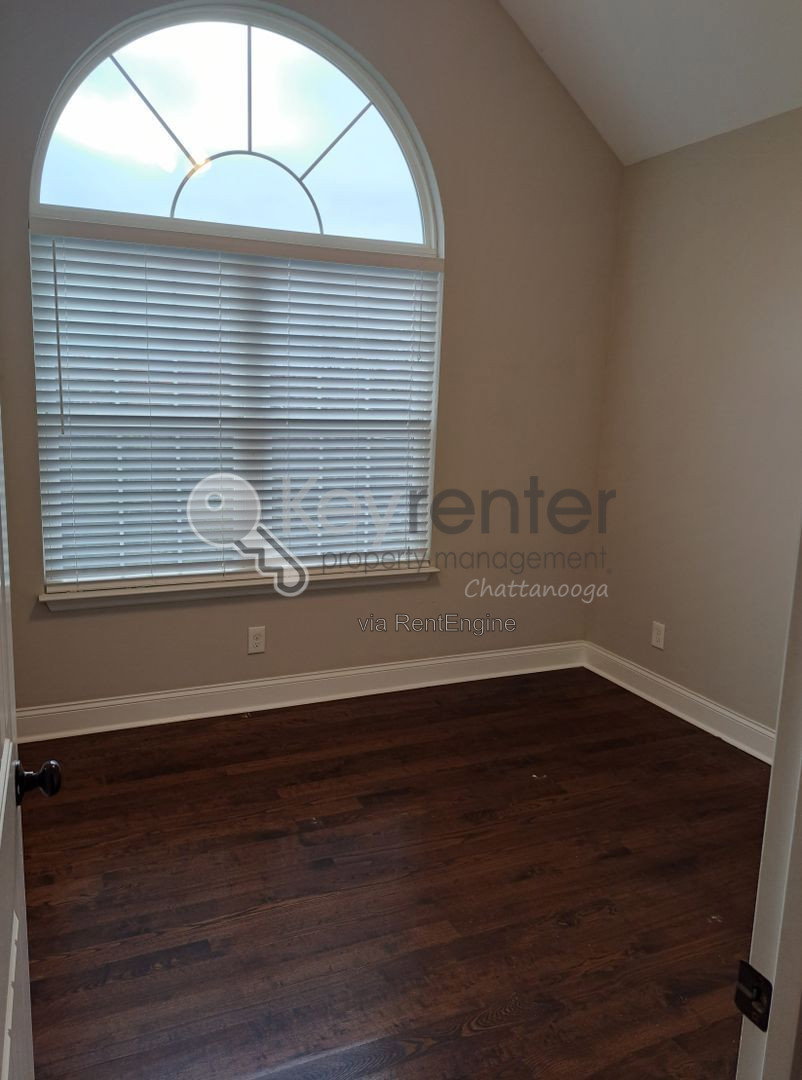 Gallery Image 15