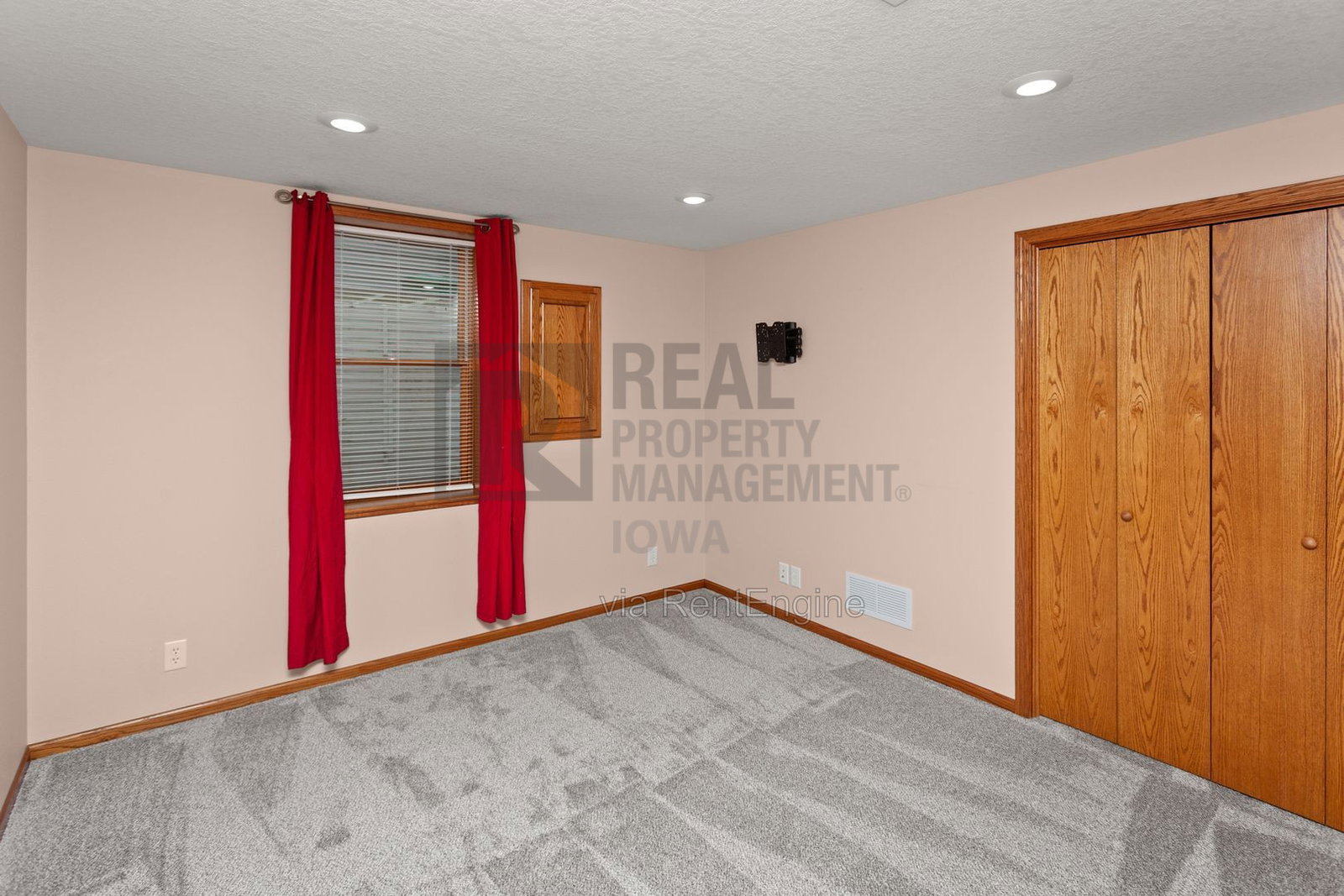 Gallery Image 25