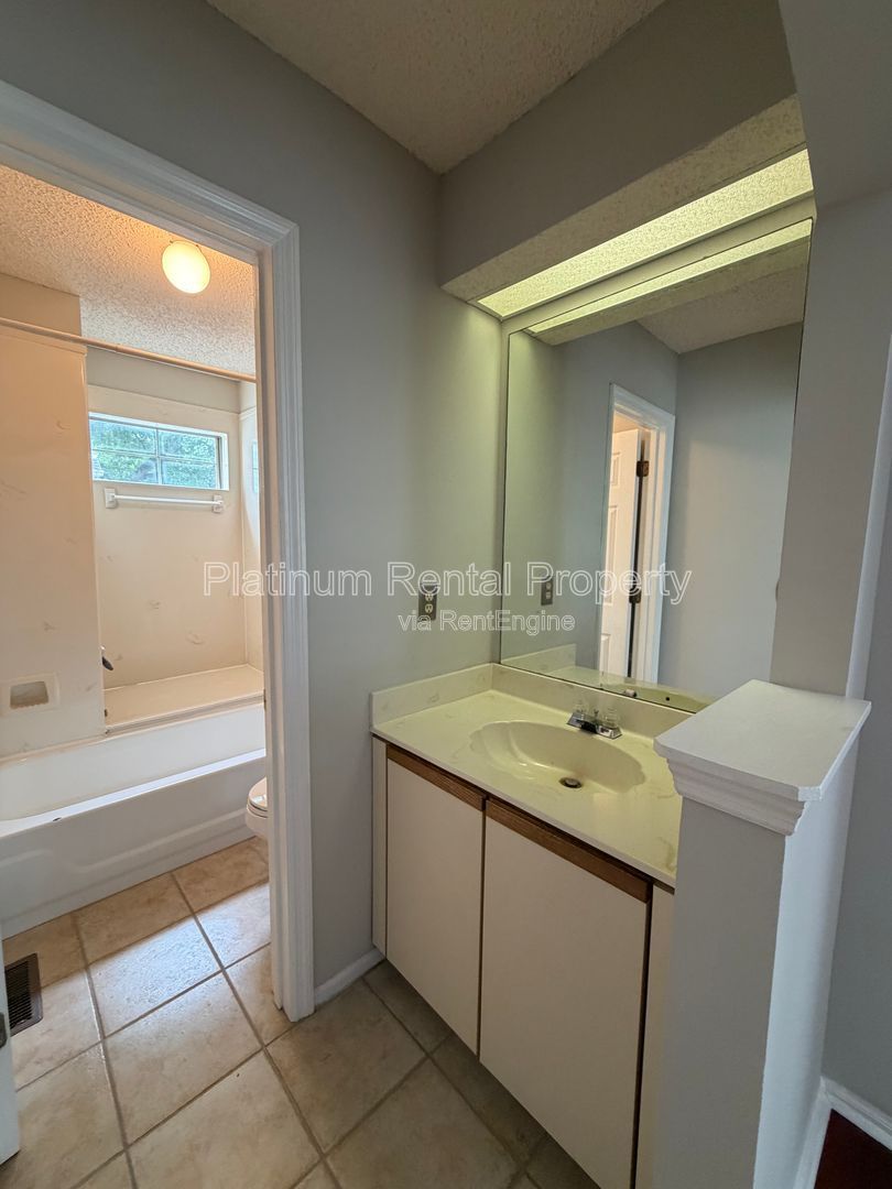 Gallery Image 19