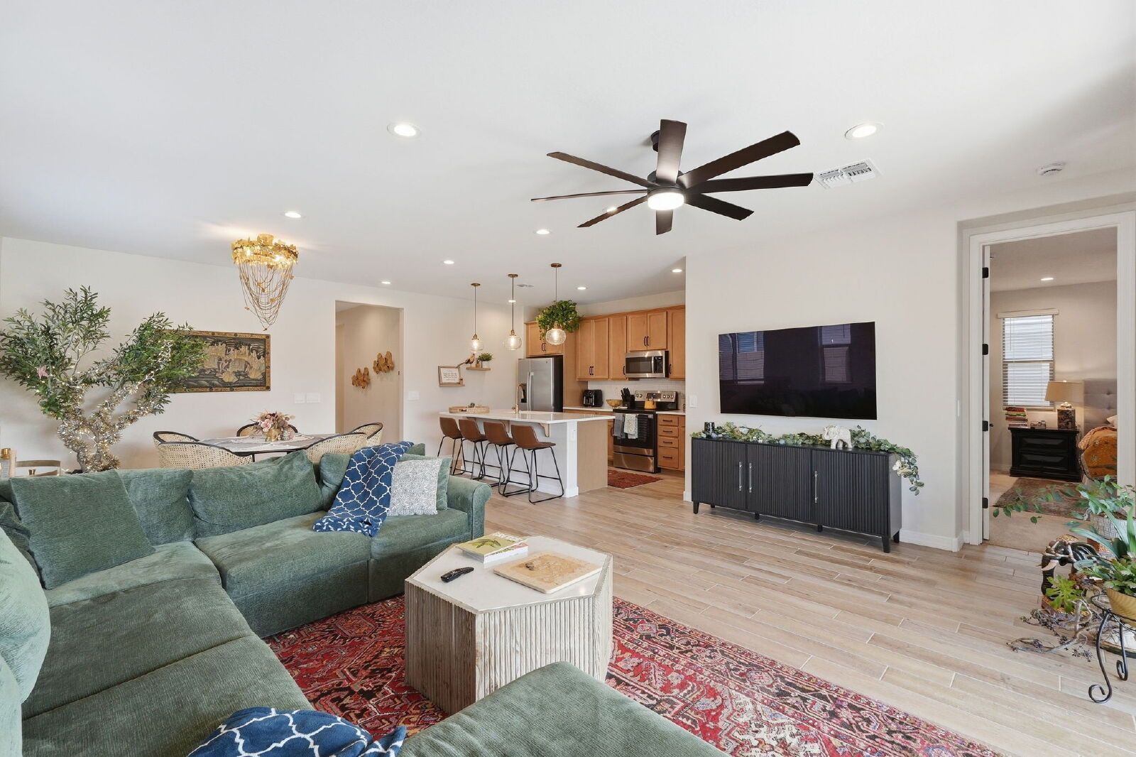 Gallery Image 6