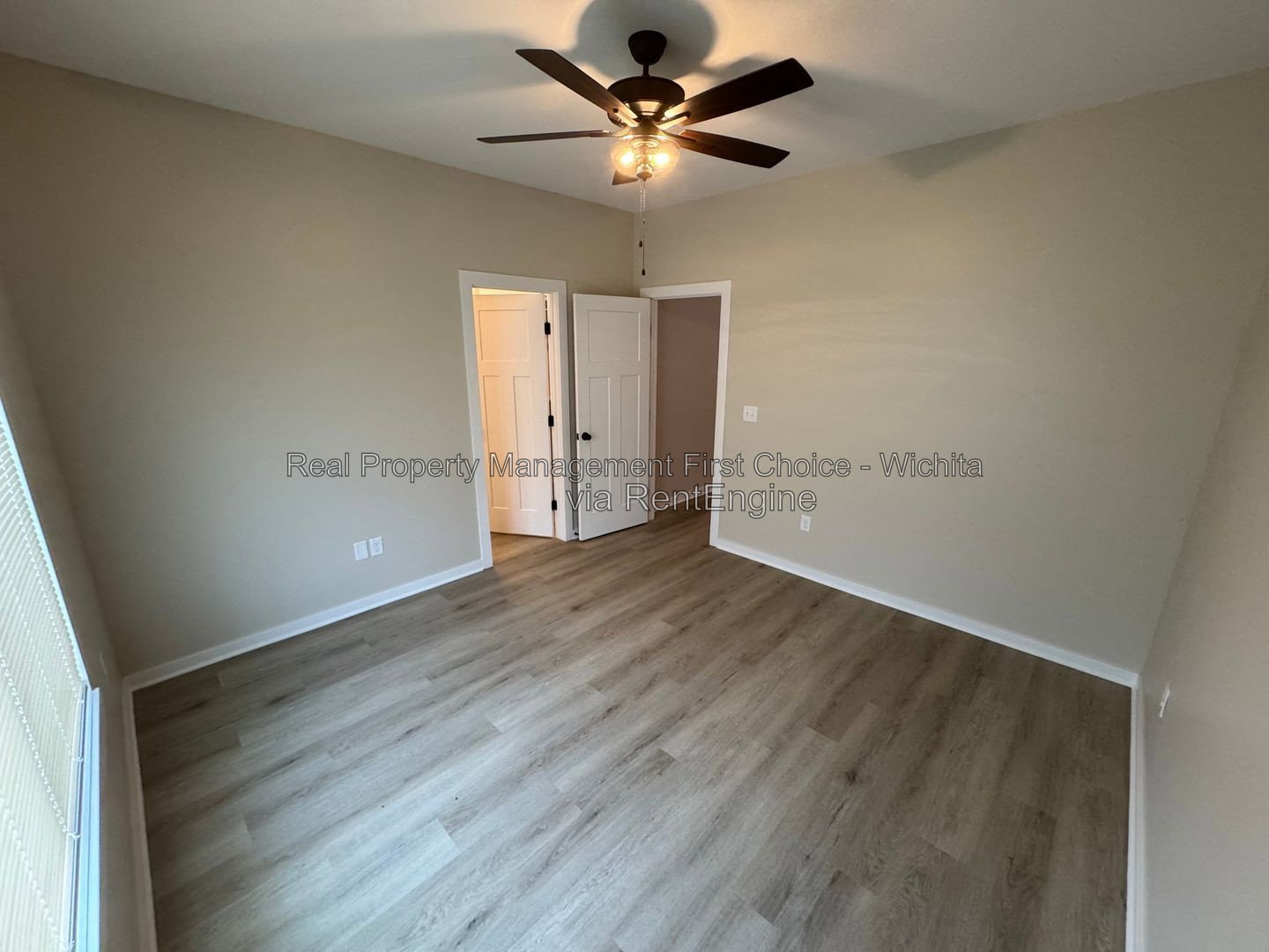 Gallery Image 25