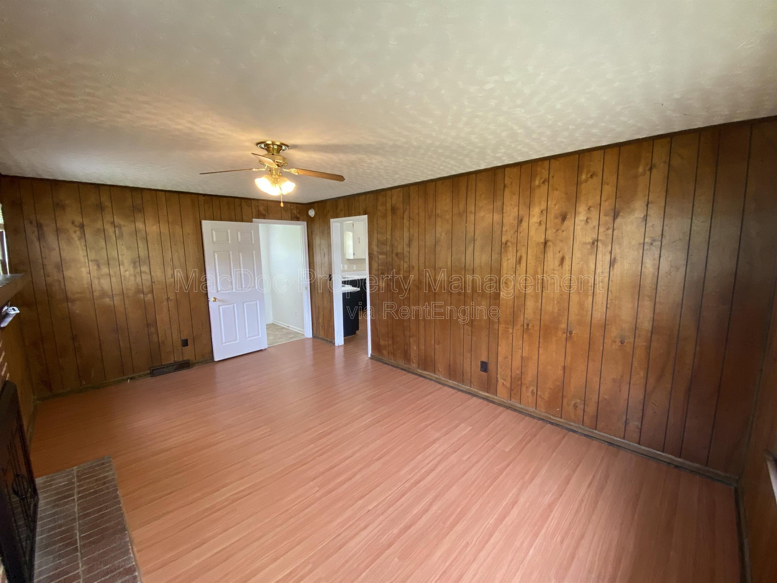 Gallery Image 16