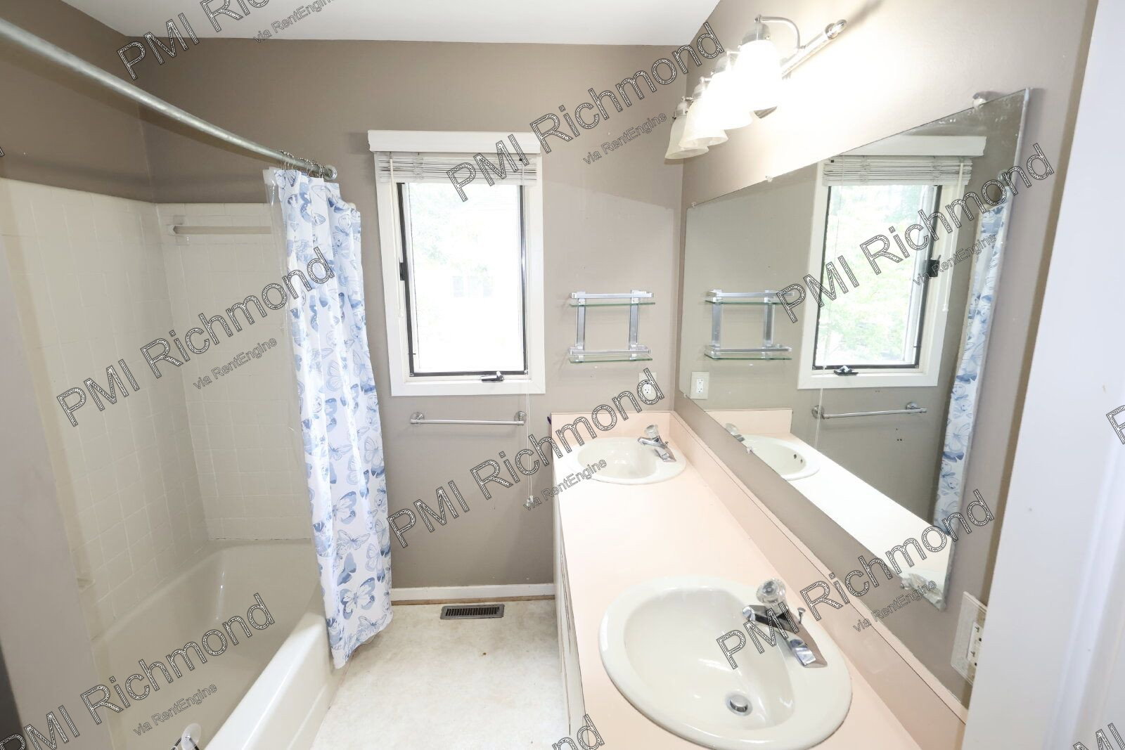 Gallery Image 14