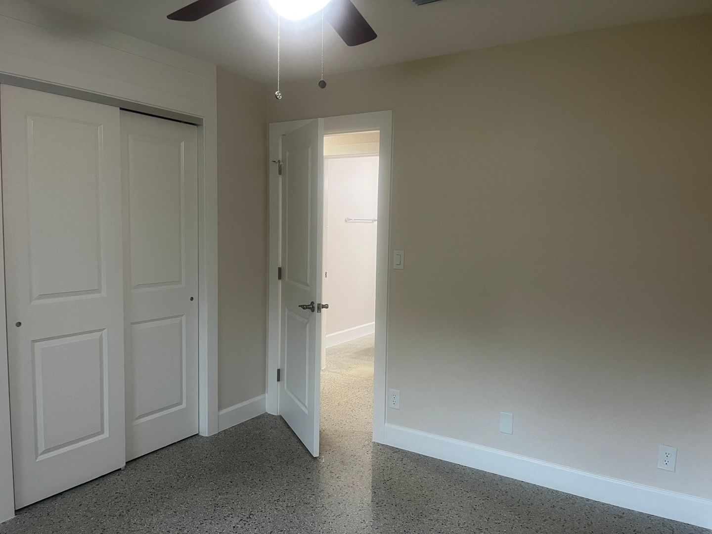 Gallery Image 16