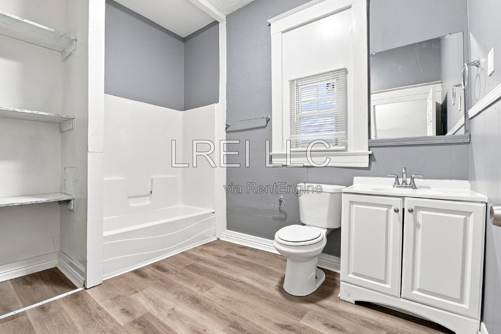 Gallery Image 6