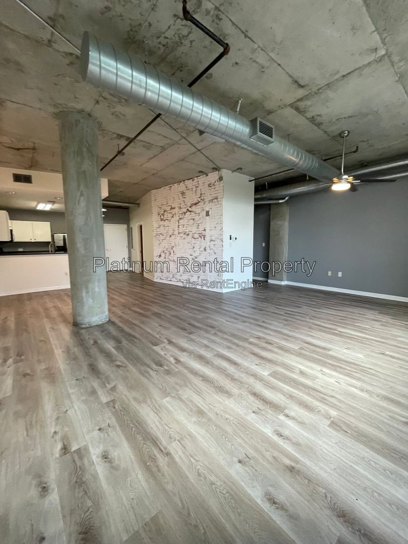 Gallery Image 30