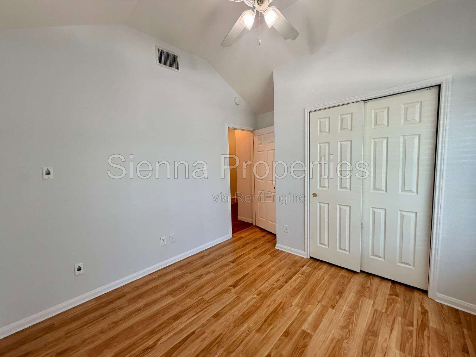 Gallery Image 16