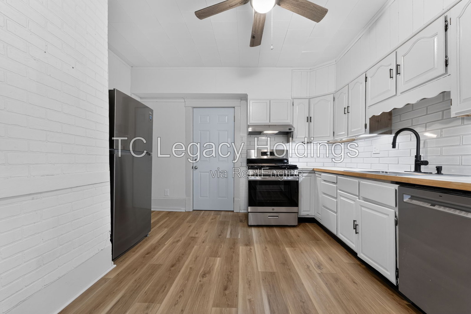 Gallery Image 17