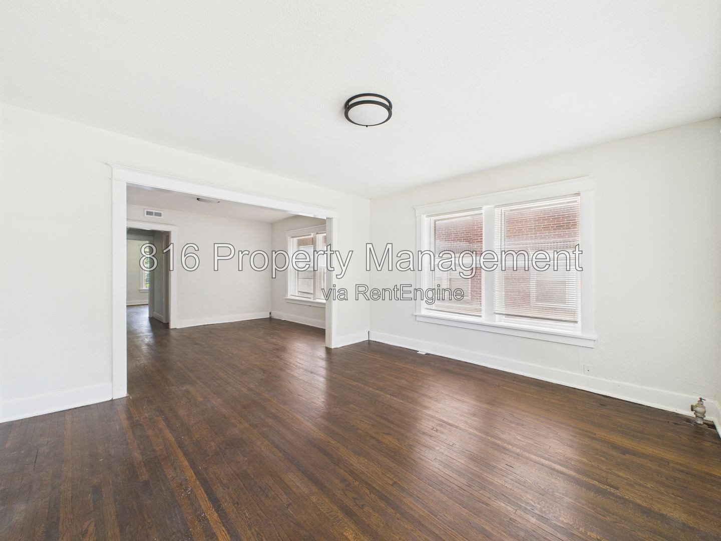 Gallery Image 0