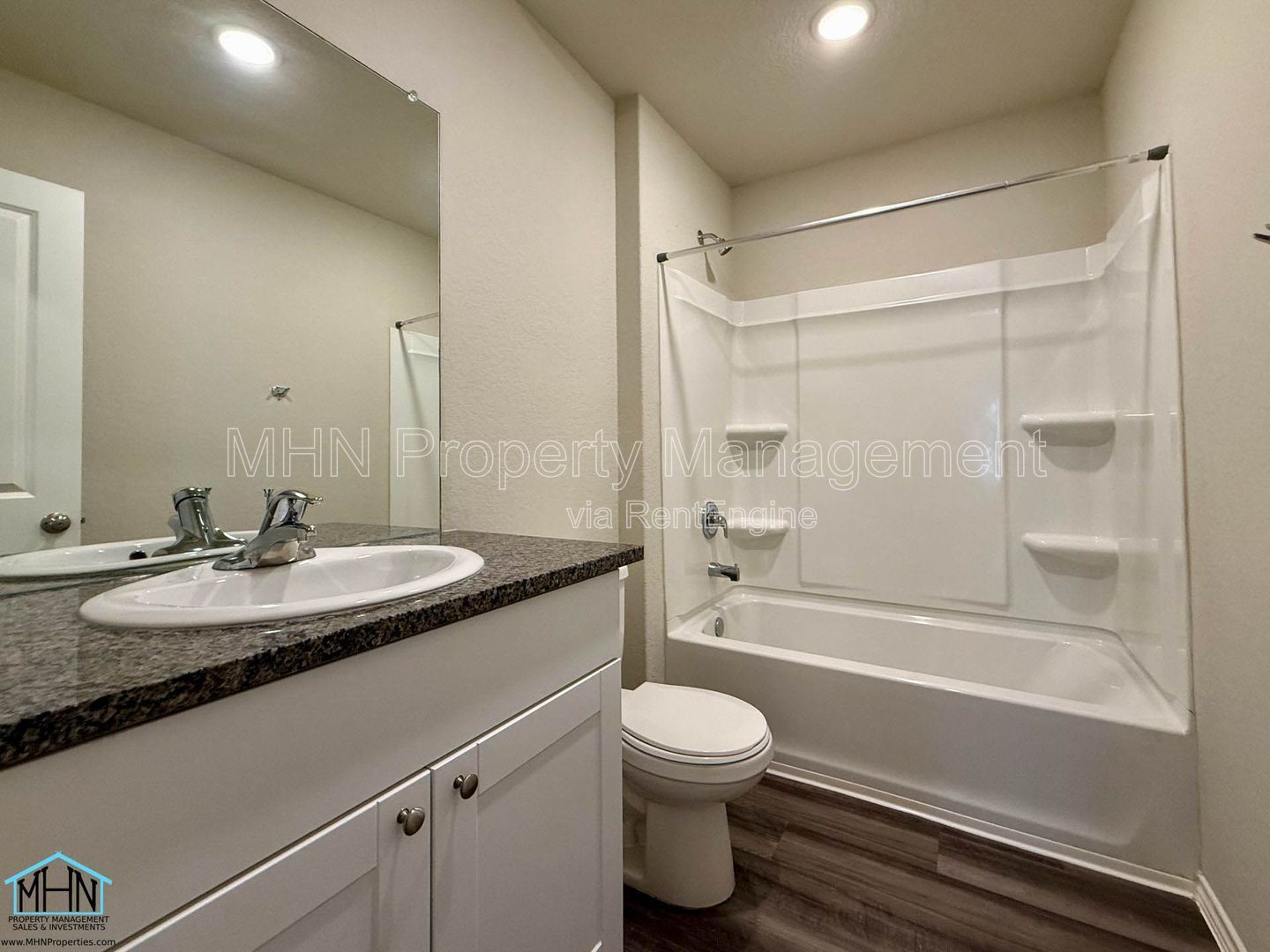 Gallery Image 15