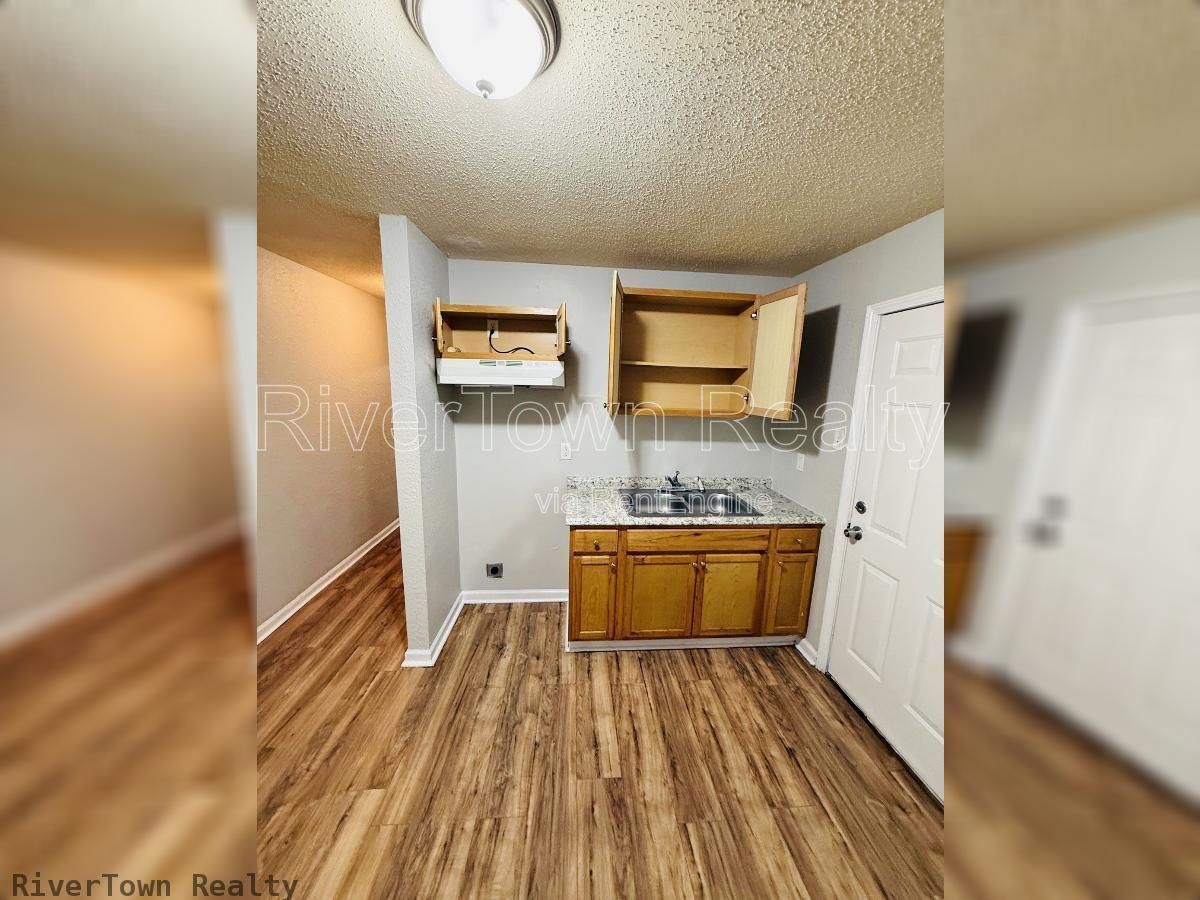 Gallery Image 15