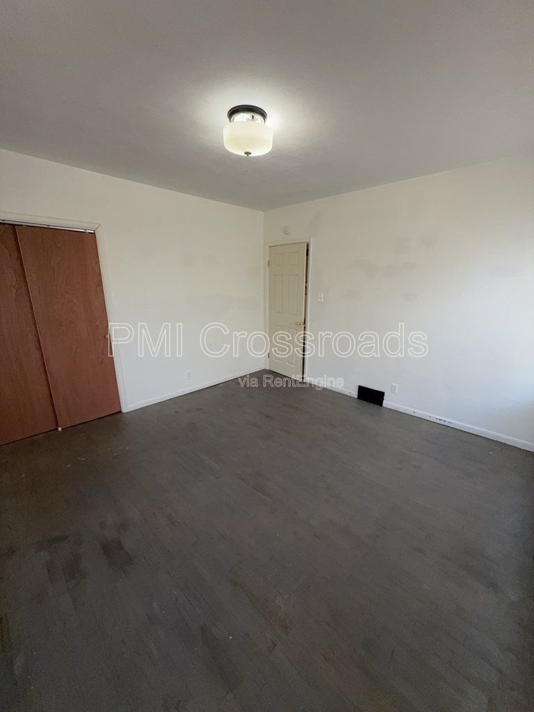 Gallery Image 21