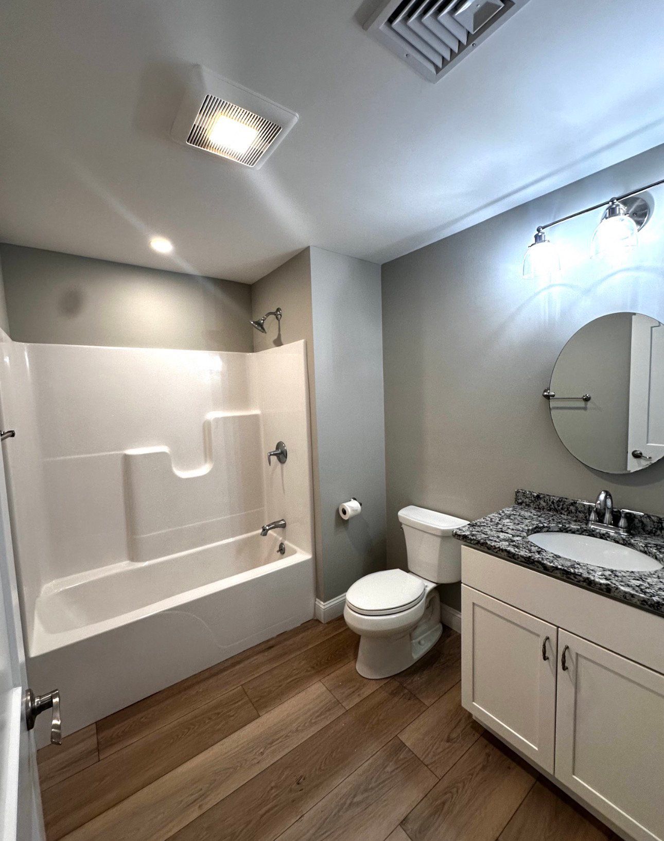 Gallery Image 13