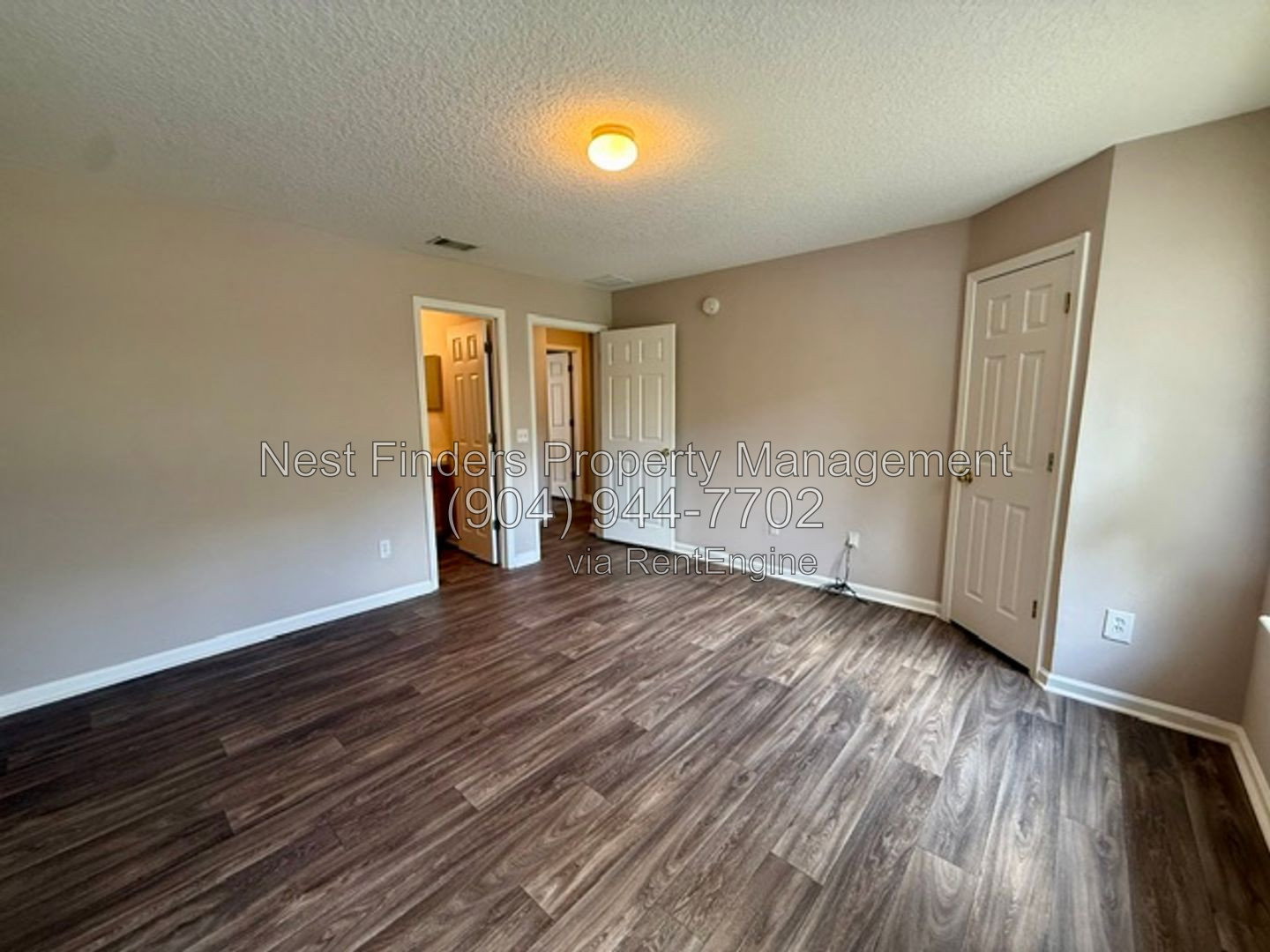 Gallery Image 16