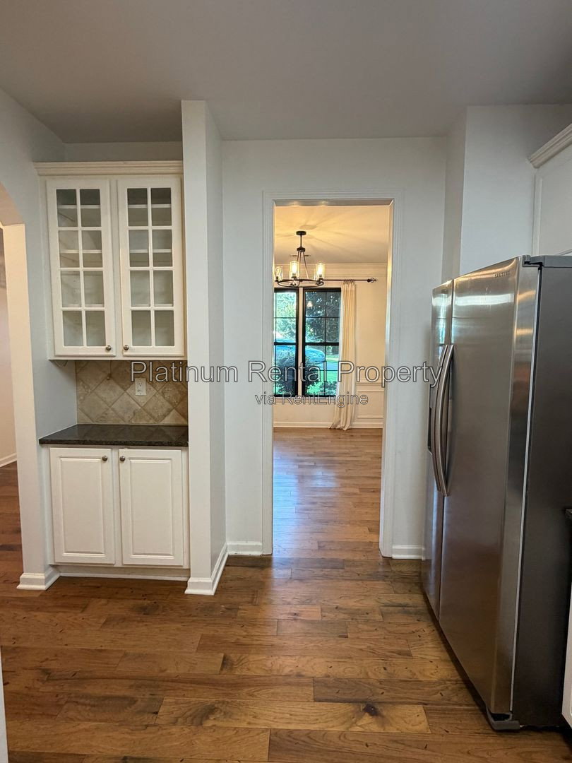 Gallery Image 11