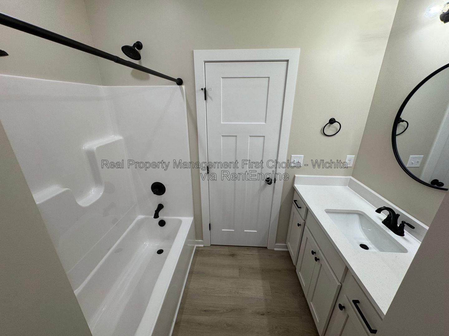 Gallery Image 16