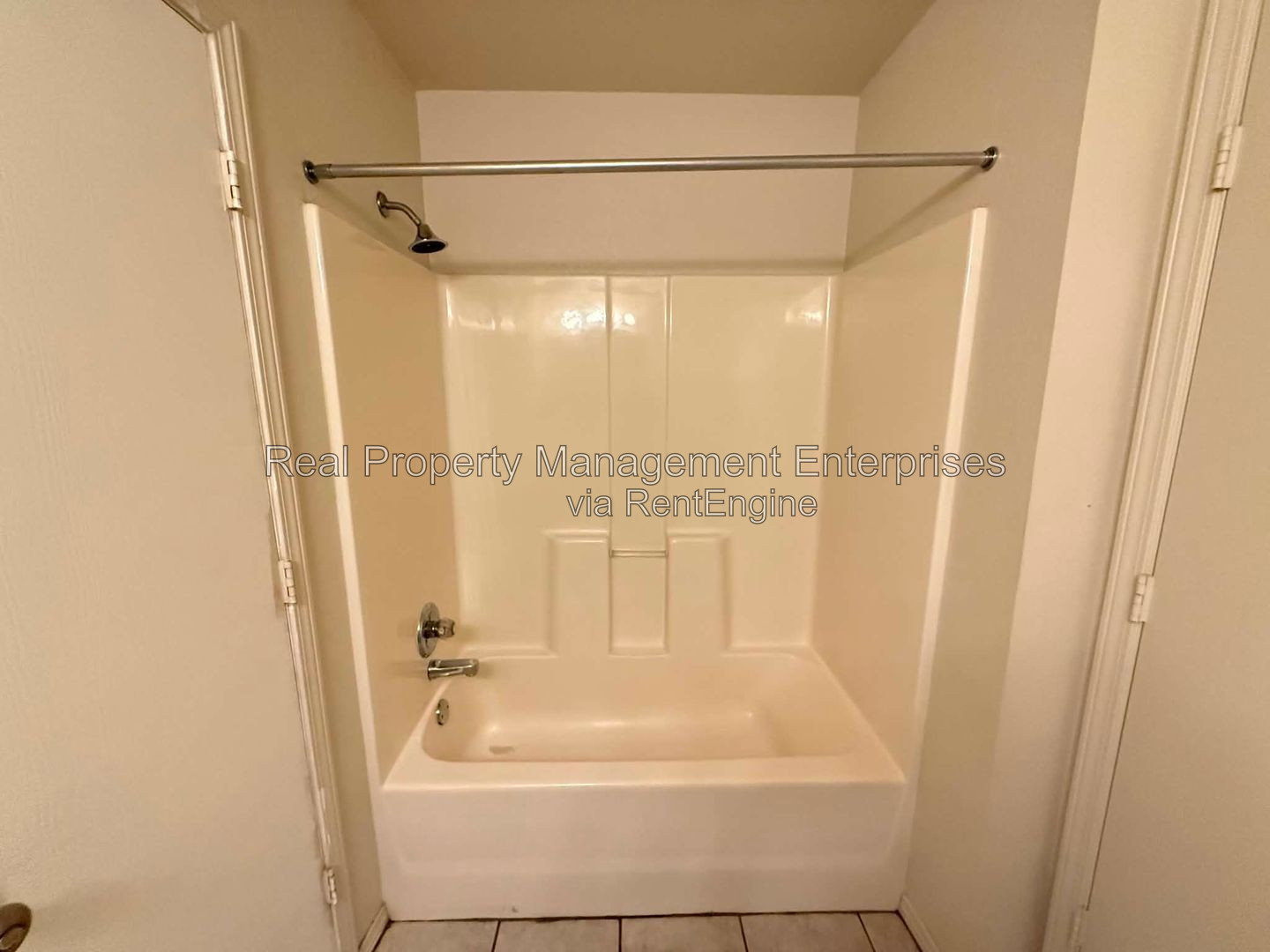 Gallery Image 37