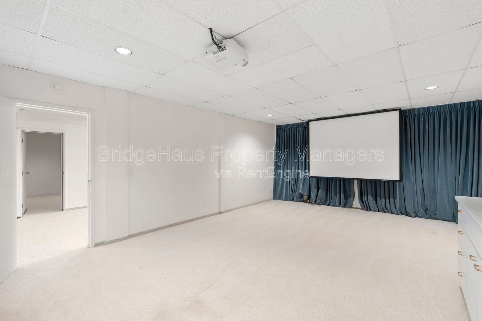 Gallery Image 50