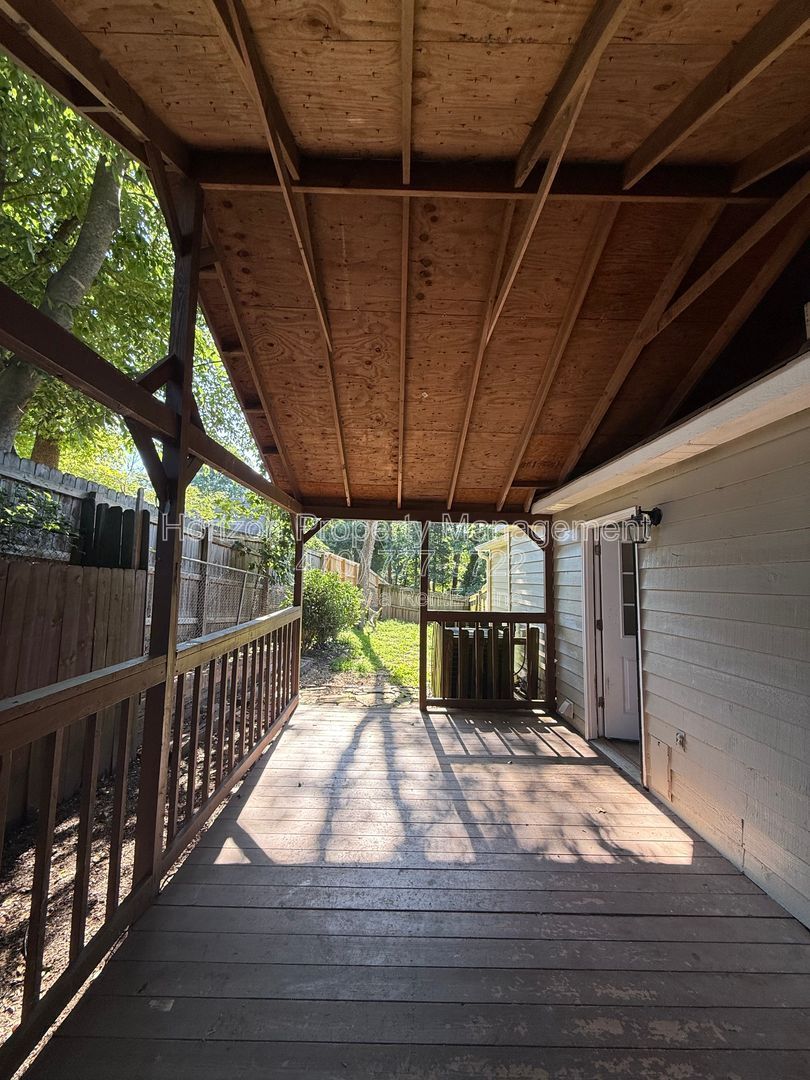 Gallery Image 9
