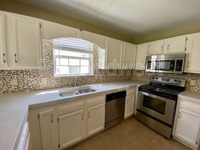 Gallery Image 12