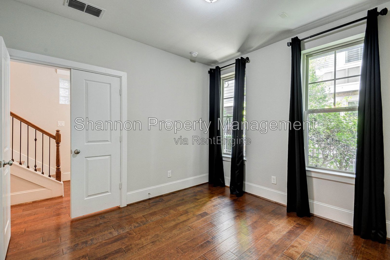 Gallery Image 33