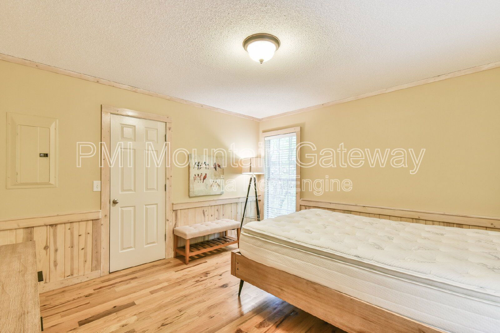 Gallery Image 13