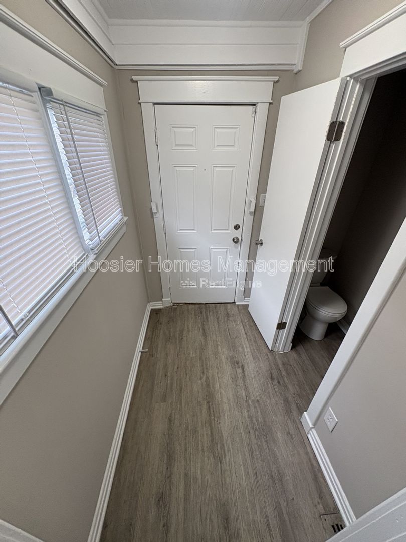 Gallery Image 13