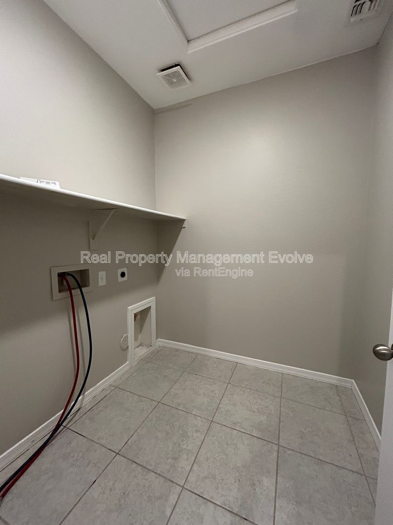Gallery Image 21