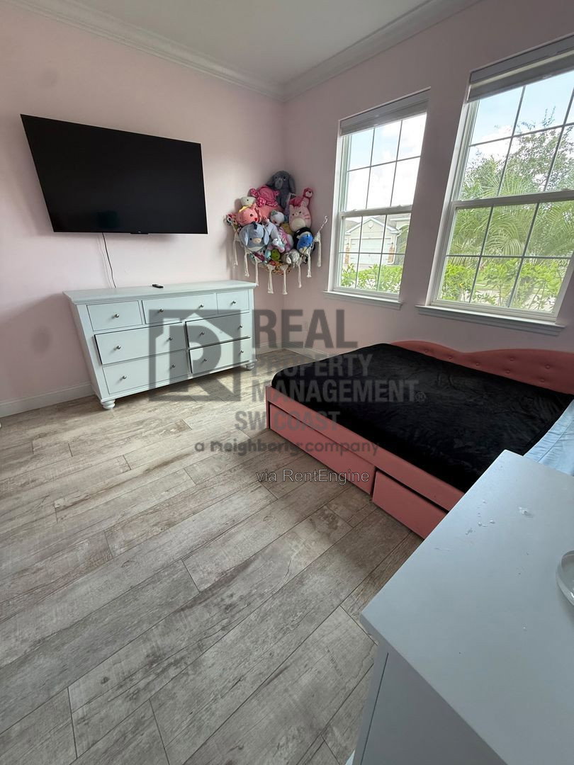 Gallery Image 35