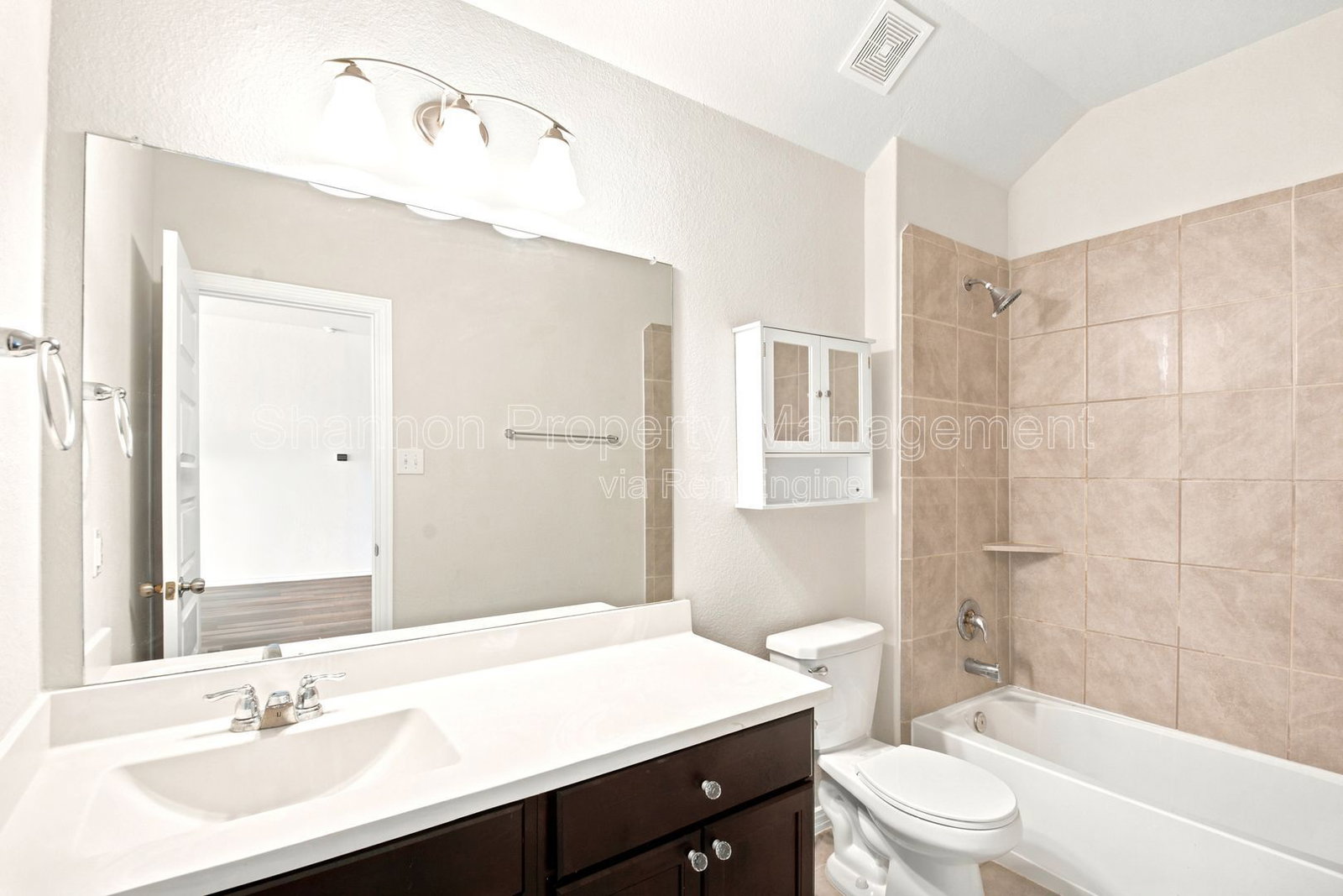 Gallery Image 38