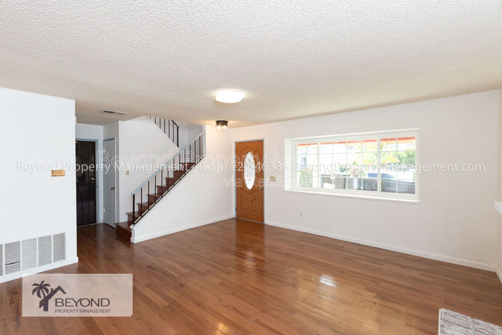 Gallery Image 0