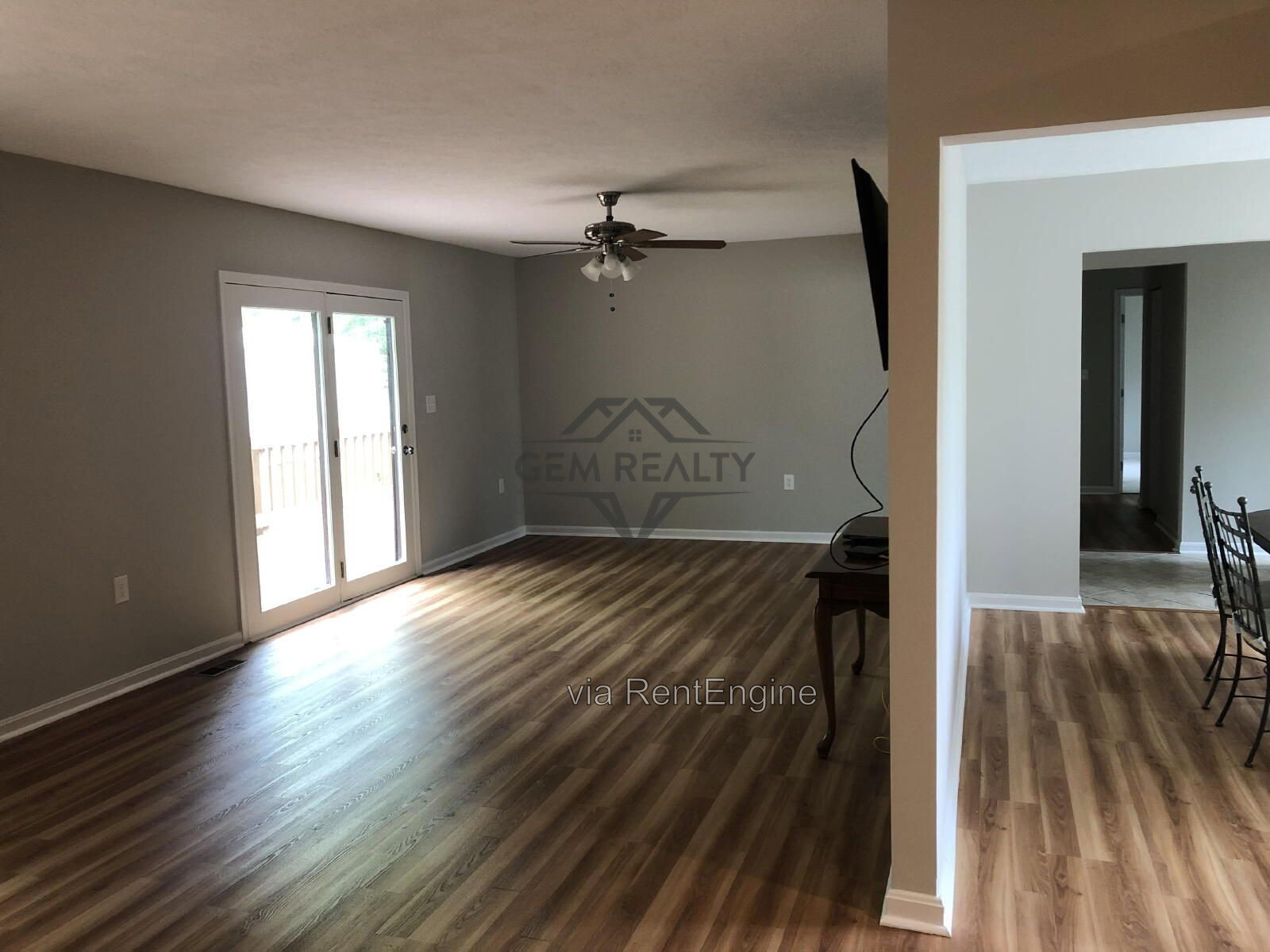 Gallery Image 14