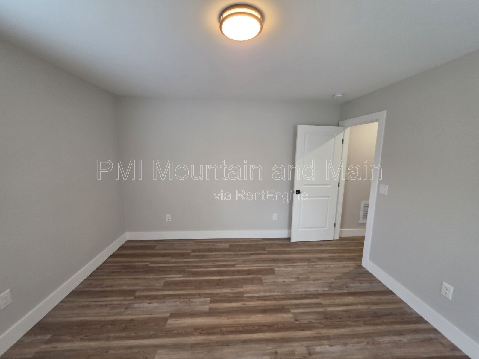 Gallery Image 42