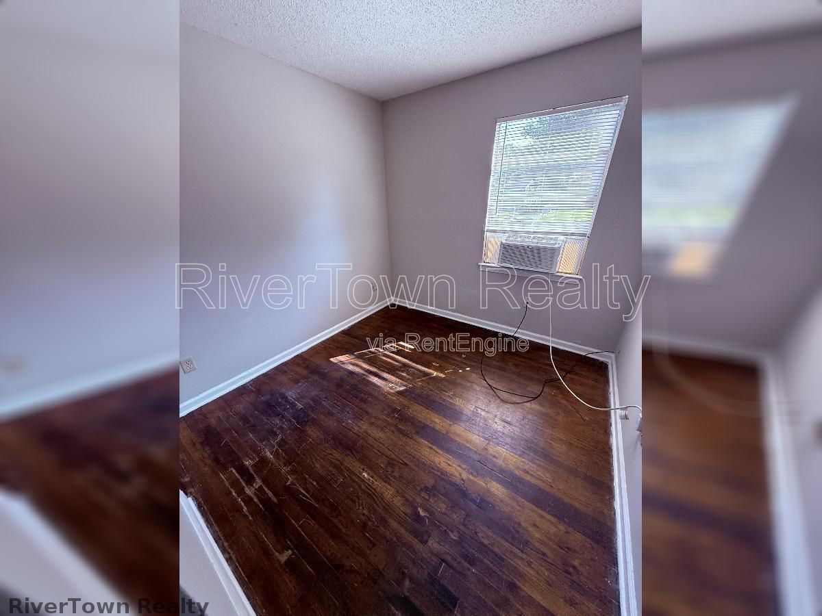 Gallery Image 0