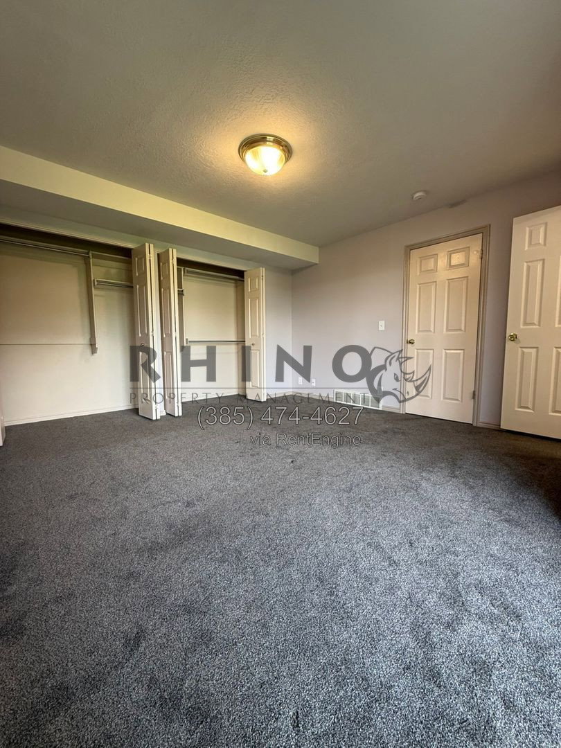 Gallery Image 16
