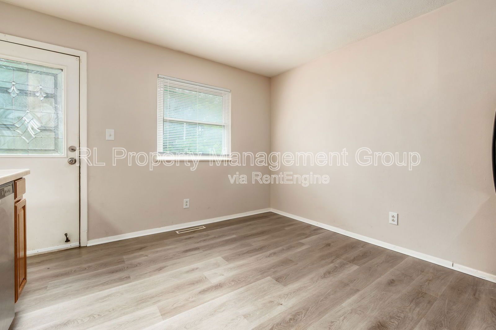 Gallery Image 18