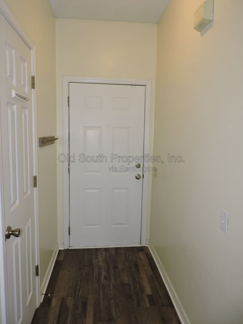 Gallery Image 17