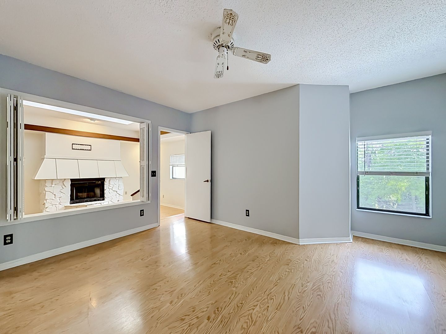 Gallery Image 18