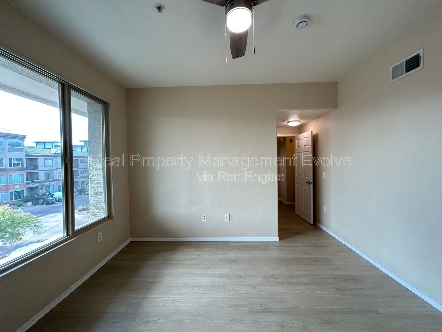Gallery Image 36