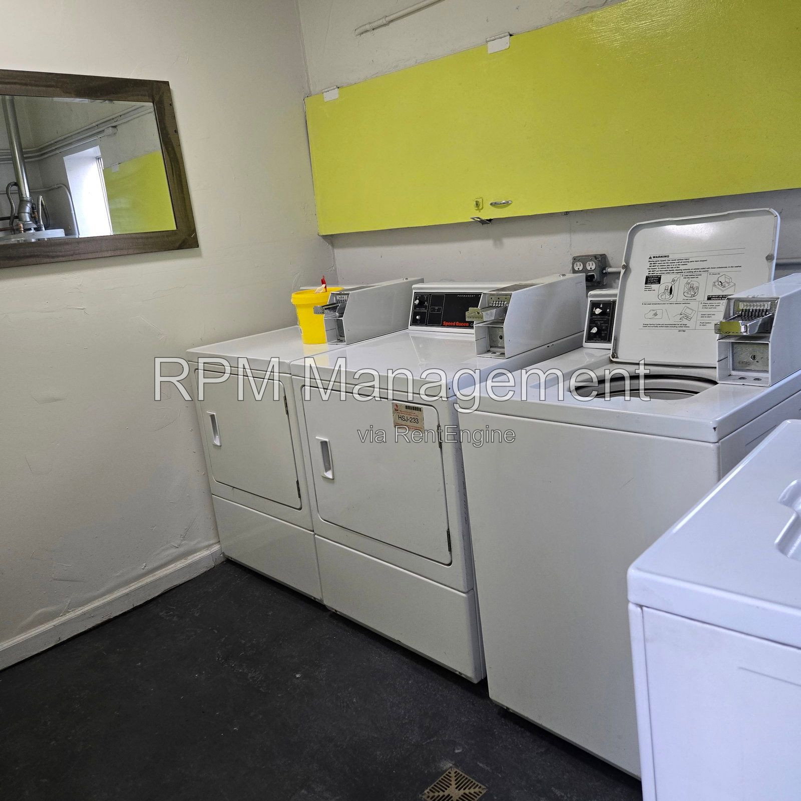 Gallery Image 15