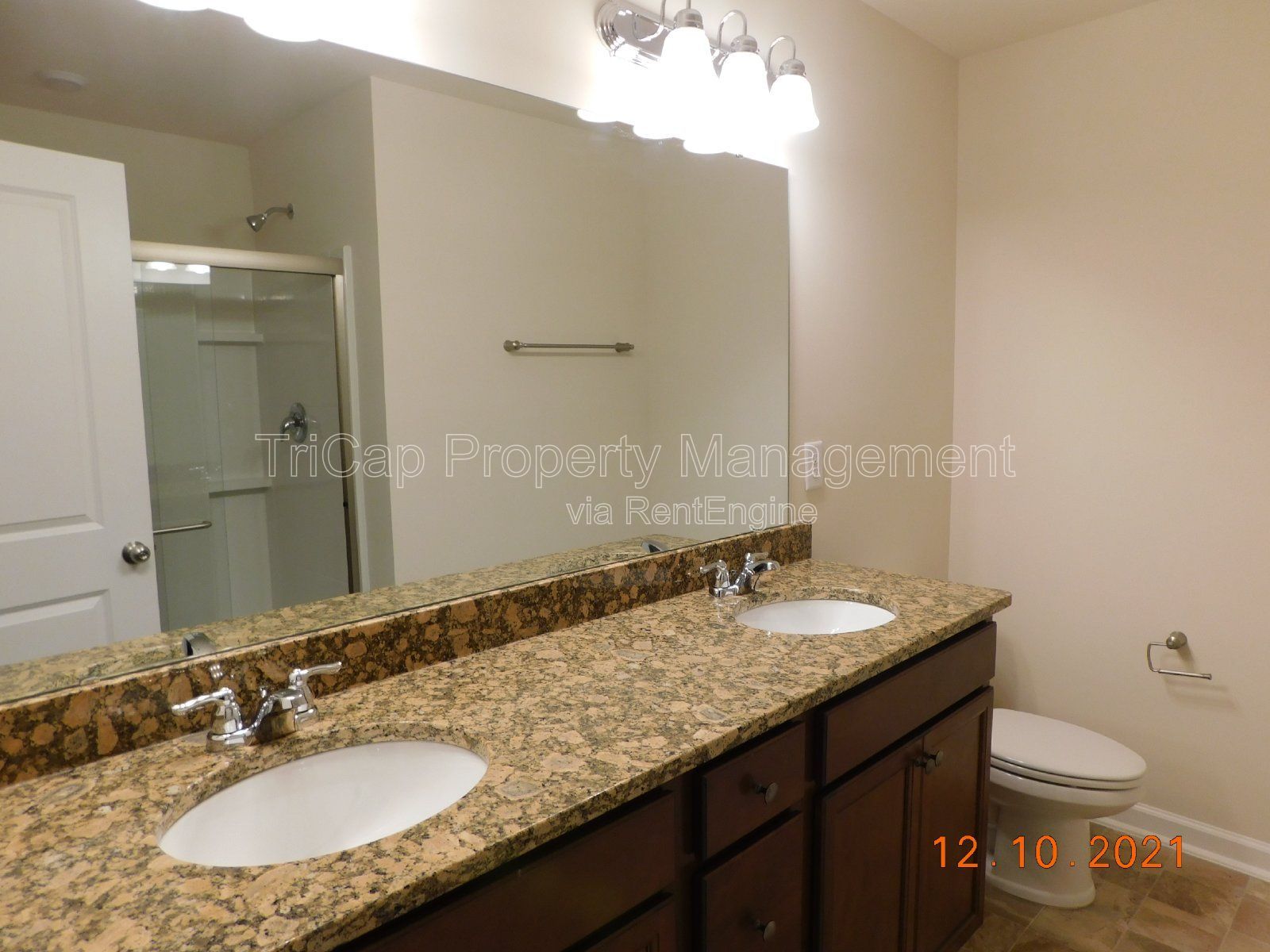 Gallery Image 17