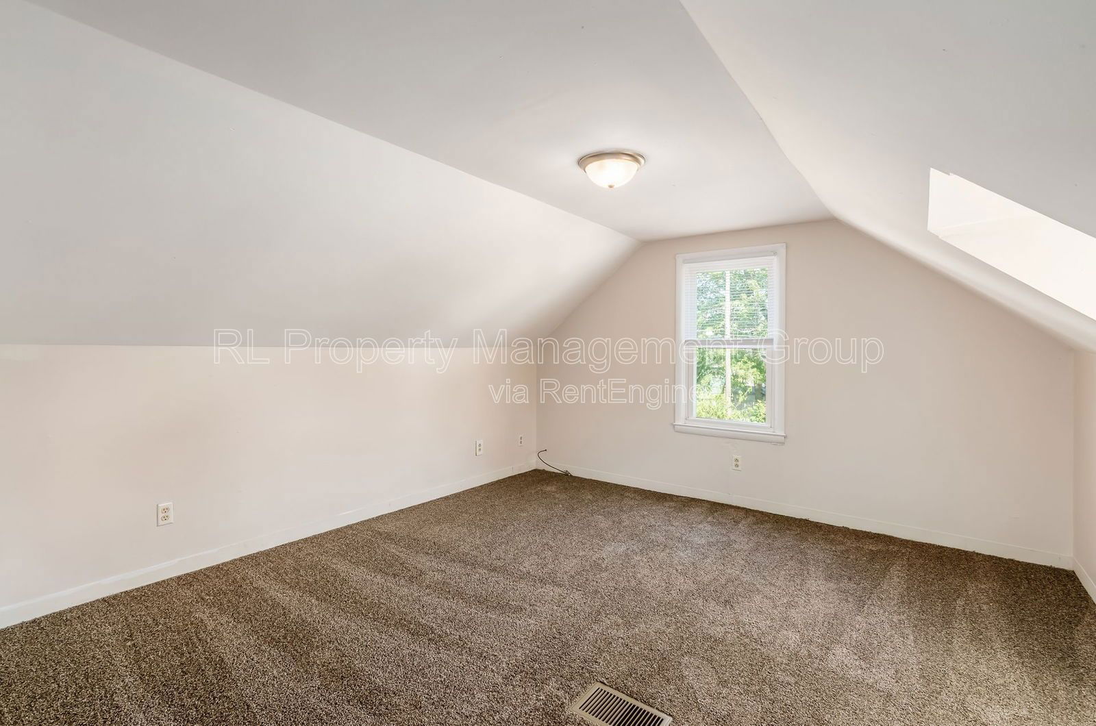 Gallery Image 18