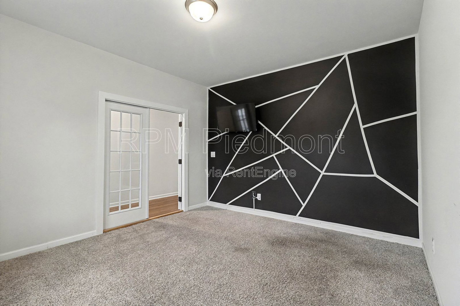 Gallery Image 19