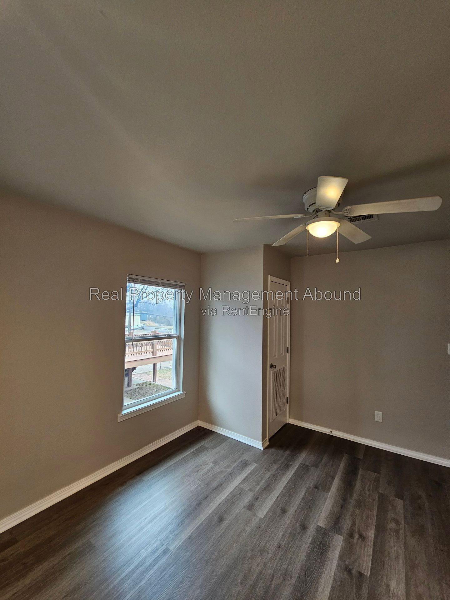 Gallery Image 31