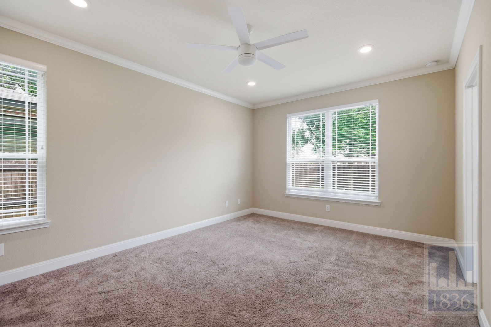 Gallery Image 38