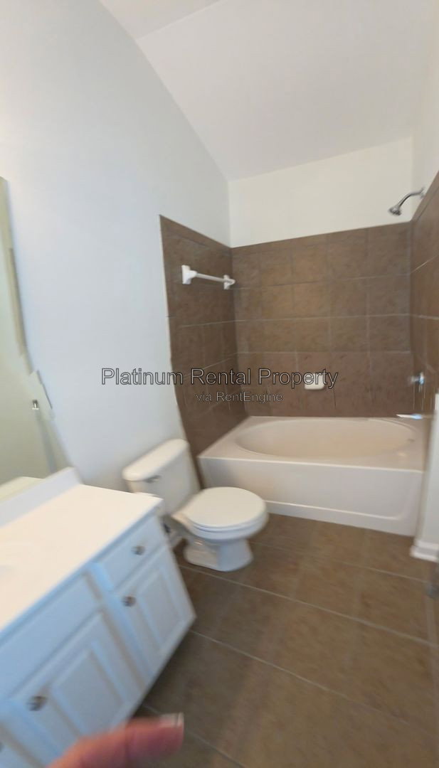 Gallery Image 76