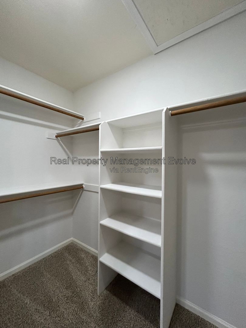 Gallery Image 29